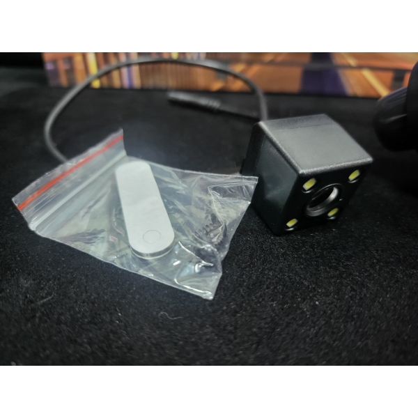 Огледало за автомобил с 2 камери + видеорегистратор