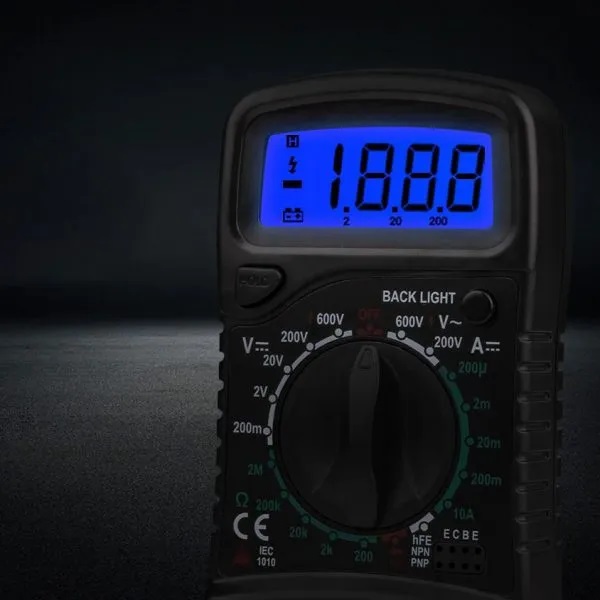 Универсален цифров мултиметър