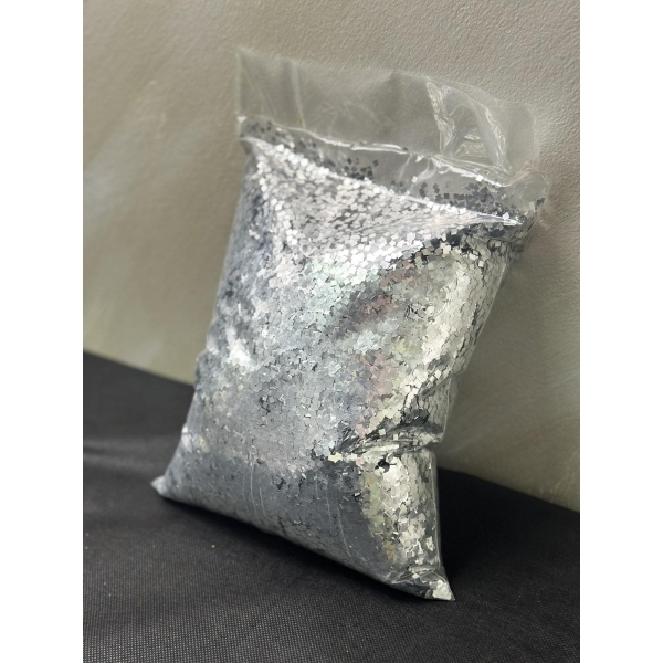 Брокат- Едър 1кг различни цветове