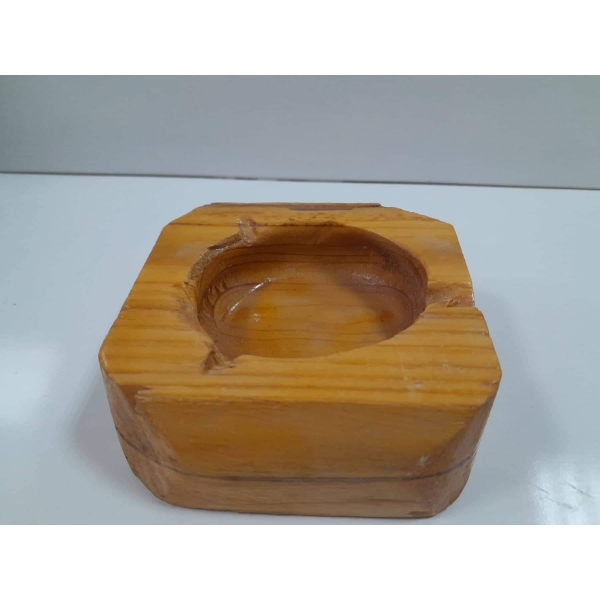 Дървен пепелник, ръчно изработен