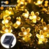 Соларни LED лампички във формат на цветенца Соларни LED лампички във формат на цветенца