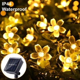 Соларни LED лампички във формат на цветенца