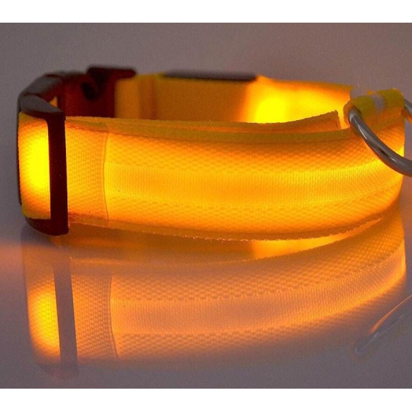 Светещ LED нашийник за куче