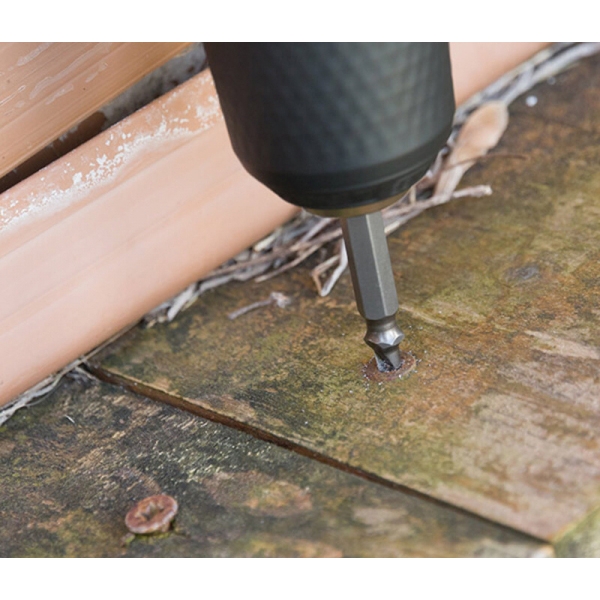 Комплект за отстраняване на пворедени винтове – комплект от 4 броя