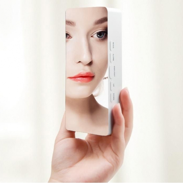 Модерен огледален часовник с аларма 