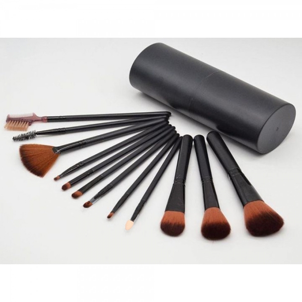 Комплект професионални четки за грим 12 бр. в калъф