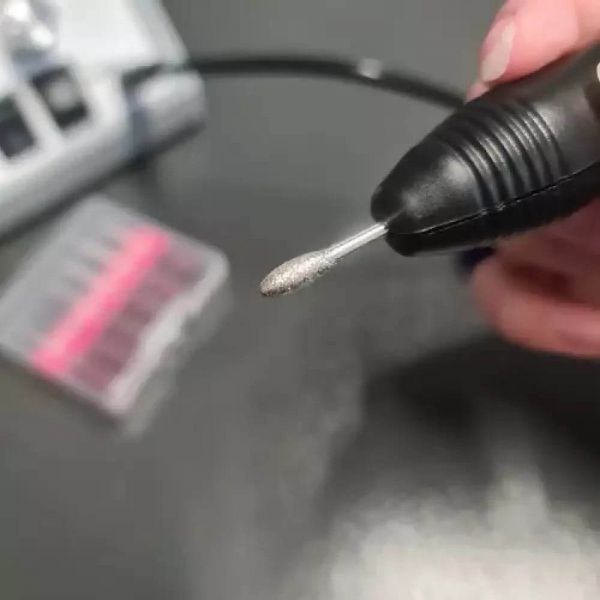 Електрическа пила за нокти Beautylushh 